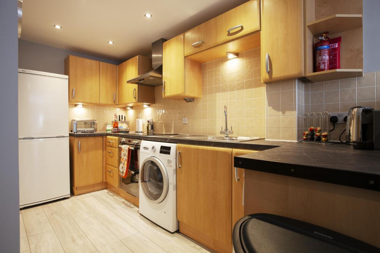 Urban Living'S - The Wesley Beautiful City Centre Apartment With Balcony Oxford Exterior foto